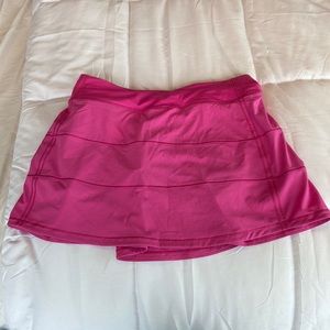 Lululemon run pace tennis skirt in sonic pink